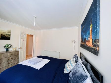 5 bedroom house of multiple occupation to rent - Photo 4