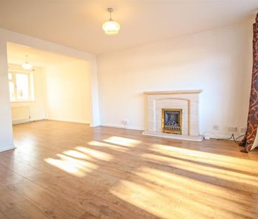 3 Bedroom House - Semi-Detached - Photo 4