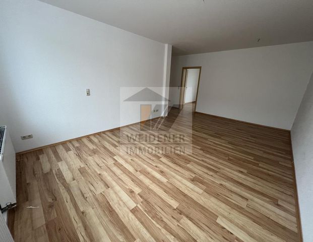 Moderne 3 Raum-Wohnung mit stylischem Bad mit Fenster, Dusche und Wanne. - Photo 1