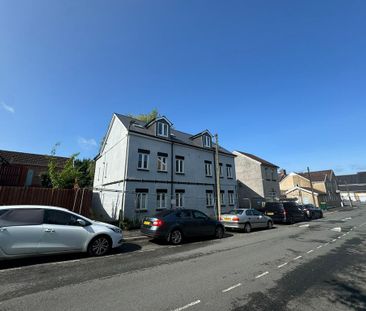 2 bedroom flat to rent - Photo 5