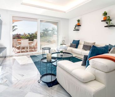 3 room luxury House for rent in Marbella, Andalusia - Photo 3