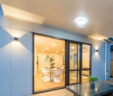 SPACIOUS 4 Bedroom property - Photo 4