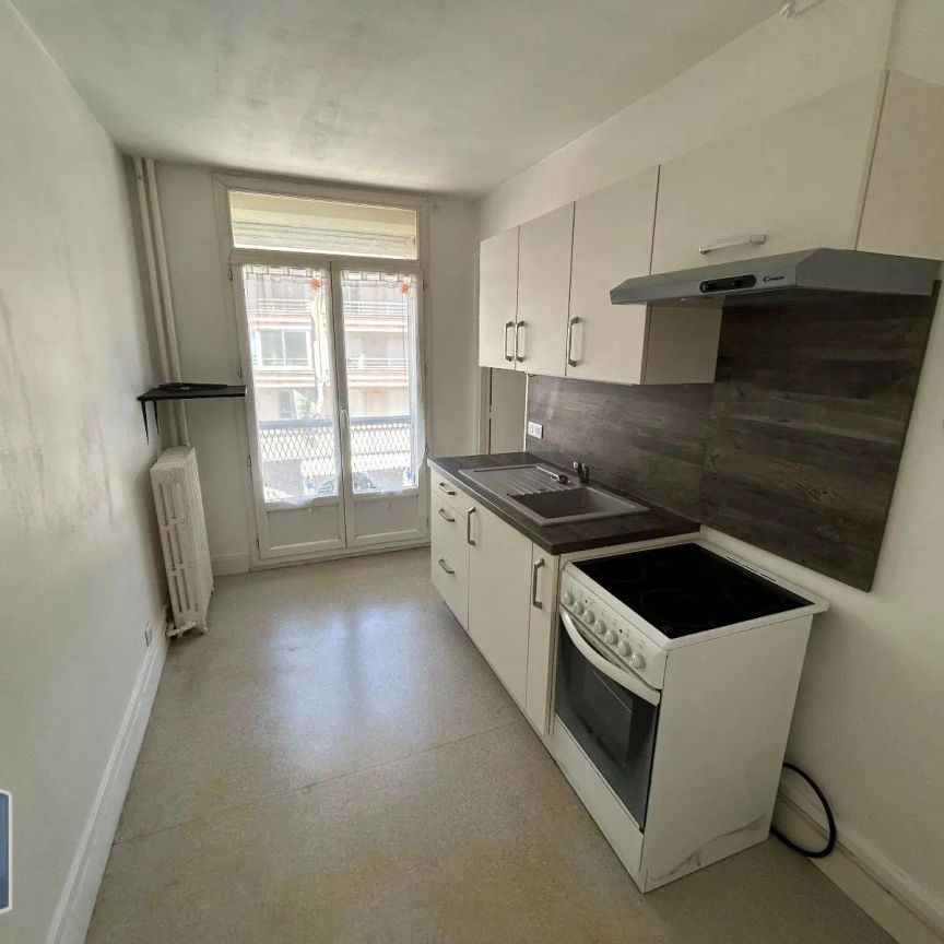 Appartement à louer 4 pièces 79.4m² - Photo 1