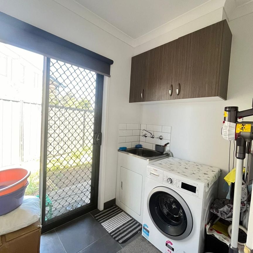 Family Home Awaits! - Photo 1