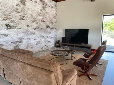 Villa dans un domaine résidentiel avec superbe vue sur le Morne Brabant - Photo 3