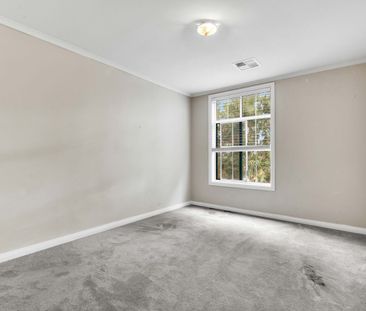 Sophisticated Townhouse Living! - Photo 6