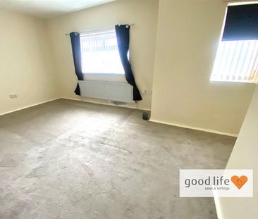 Clinton Place, East Herrington, Sunderland - Photo 2