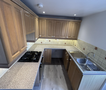 Elm Cottage, Stratford-upon-Avon, CV37 - Photo 3