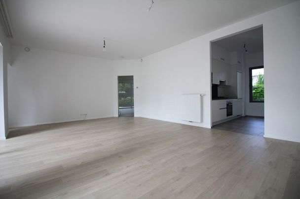 Place de l'Amitie, 1040, Etterbeek - Photo 1