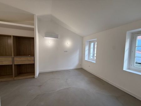 À louer – T2 rénové avec goût – La Seyne-sur-Mer (Rue Cavaillon) - Photo 3