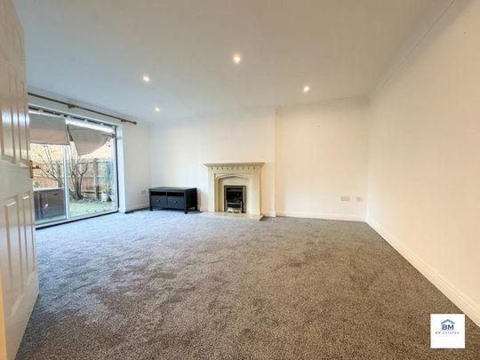 5 bedroom detached house to rent - Photo 1