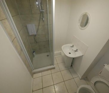 The Mount, Bournemouth, BH1 - Photo 5