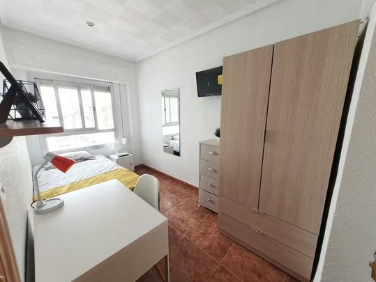 Carrer Mestre Valls, Valencia, Valencian Community 46022 - Photo 1