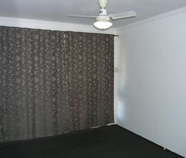 12 McKeown Court, Armadale, WA 6112 - Photo 3