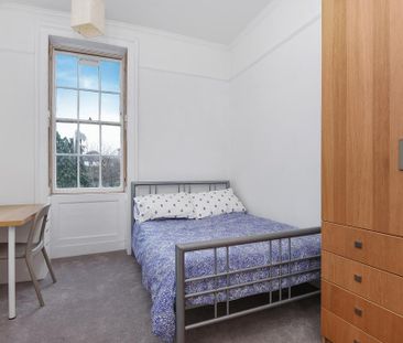 2 bedroom property to rent - Photo 4