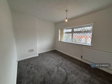 2 bedroom semi-detached house to rent - Photo 3