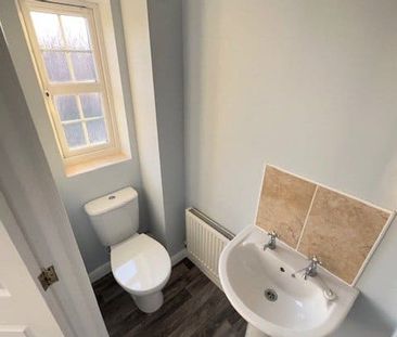 St. James Place, Scunthorpe, DN16 - Photo 5