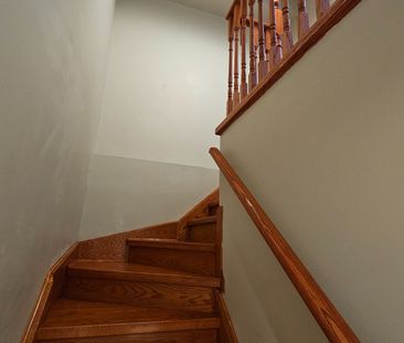 For Lease - 2107 Wincanton Crescent, Mississauga, Ontario - Photo 1