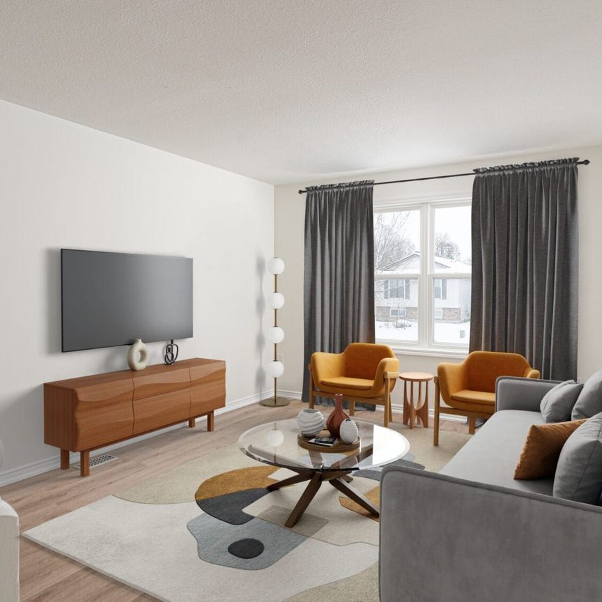 For Lease - 18 Louise Lane Unit# Main Fl, Orillia, Ontario - Photo 1