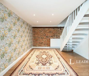 3 bedroom semi-detached house to rent - Photo 5