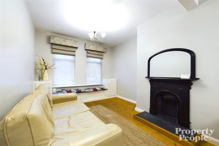 21 Rathdrum Street, Lisburn Road, Belfast, BT9 7GB - Photo 3