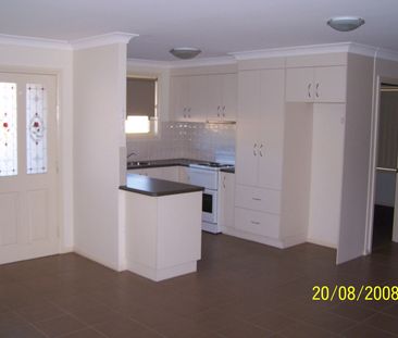 1/14 Karwin Street, 2340, Tamworth Nsw - Photo 1