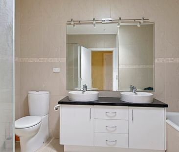 332 Doncaster Road, Balwyn North VIC 3104 - House For Rent | Domain - Photo 5