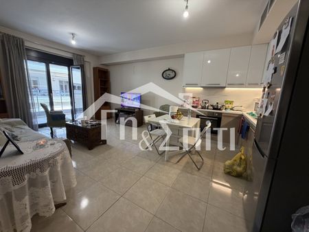 Διαμέρισμα προς ενοικίαση 800 € - Photo 2