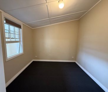 8 Park Street - Photo 4