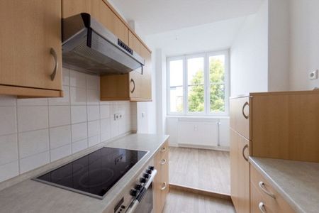 Willkommen in Ihrer neuen Wohnung mit Einbauküche! - Foto 3