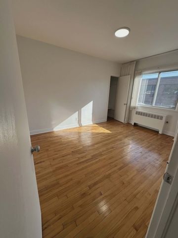 Maison de plain-pied à louer - Montréal (Saint-Laurent) (Autres) Maison de plain-pied à louer - Montréal (Saint-Laurent) (Autres) - Photo 4