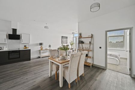 1 bedroom penthouse to rent - Photo 2
