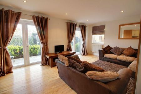 2 bedroom detached house to rent - Photo 3