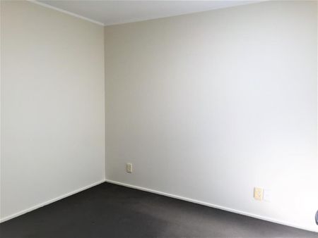 Unit 21, 15 Bishop Lenihan Place, East Tamaki, Auckland - Photo 2