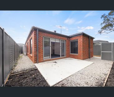 5 Providence Place, Alfredton, Vic 3350 - Photo 3