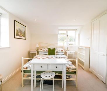 2 bedroom detached house to rent - Photo 4