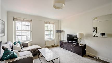 Pelham Court, SW3, Fulham Road - Photo 1