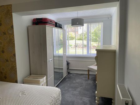 3 bedroom bungalow to rent - Photo 2