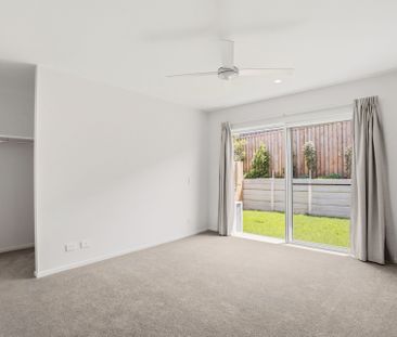 Contemporary Comfort & Style in a Peaceful Beerwah Enclave - Photo 3