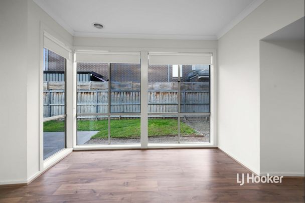 69 Alfred Road, Werribee VIC, Belconnen - Photo 1