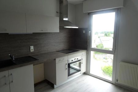 Location Appartement 5 pièces 83m² LA PRIMAUBE 12450 - Photo 2