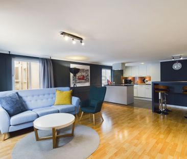 Exclusive furnished 3.5-room apartment in the heart of the old town... - Foto 3