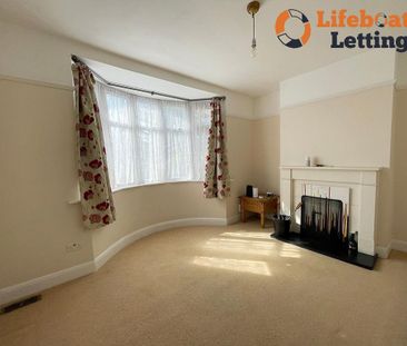 2 bedroom semi-detached house to rent - Photo 3