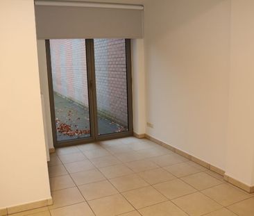 Zeer ruim gelijkvloersappartement met 2 slaapkamers en prachtig terras - Photo 6