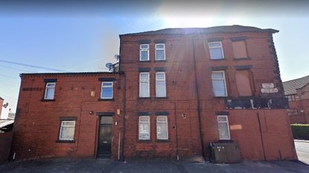 1 Bed Flat, Russian Drive, L13 - Photo 3