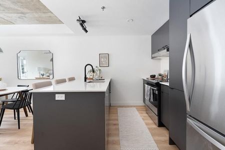 2350 Saint-Patrick, Montréal, QC - Photo 3