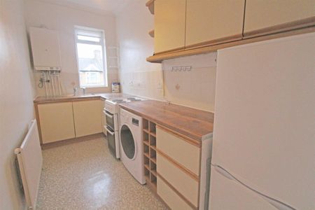 Cromer Road, Southend On Sea - Photo 3