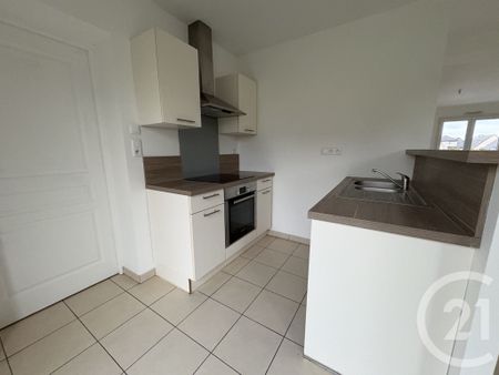 Location Maison 4 pièces 96m² NOTRE DAME DE GRAVENCHON 76330 - Photo 2