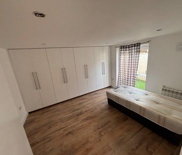 1 Bed Bungalow, Parkhurst Road, N22 - Photo 3