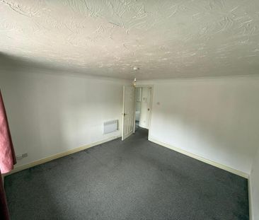 1 bedroom terraced house to rent - Photo 3